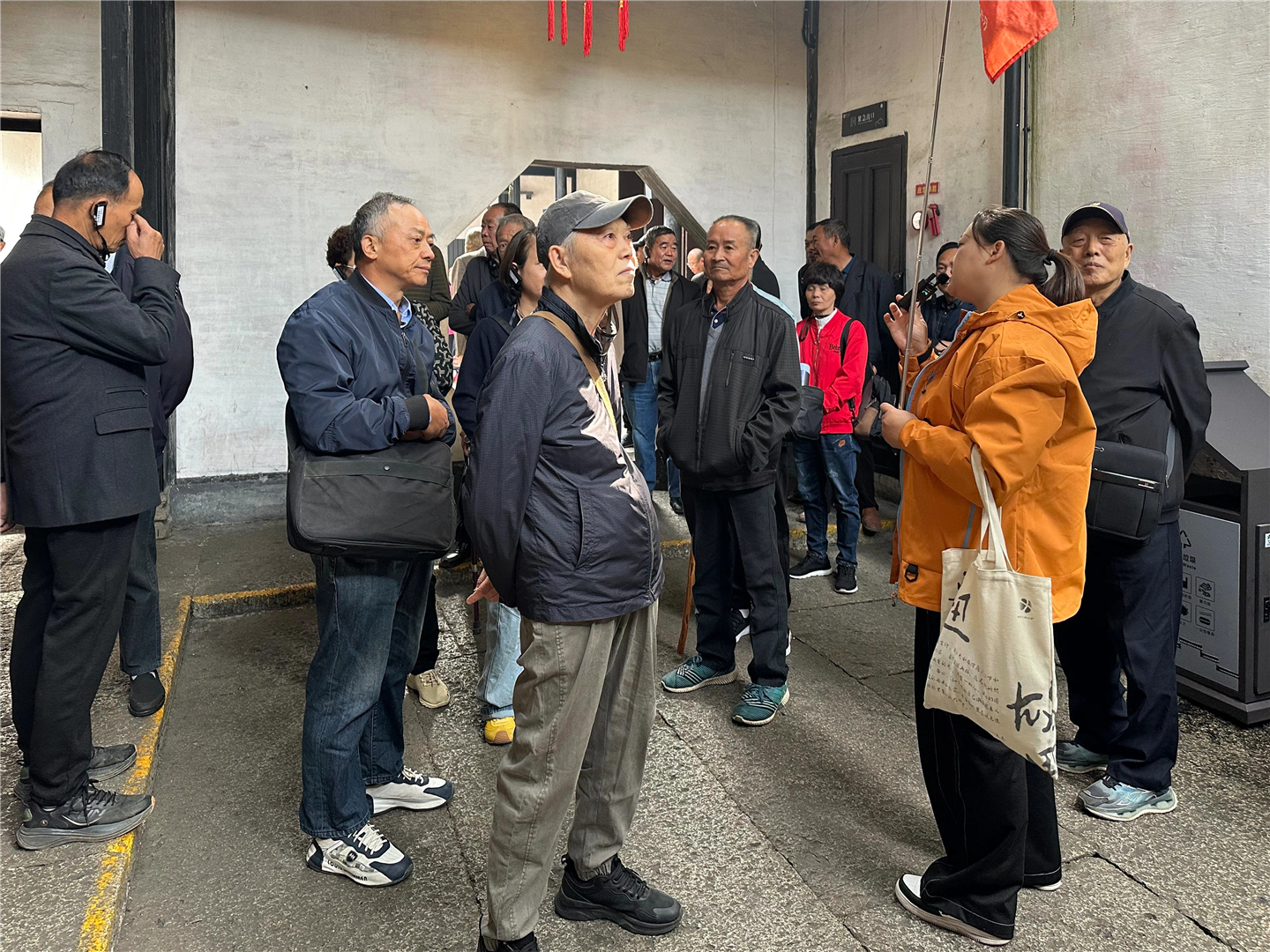 202511111345322383.jpg 1.jpg